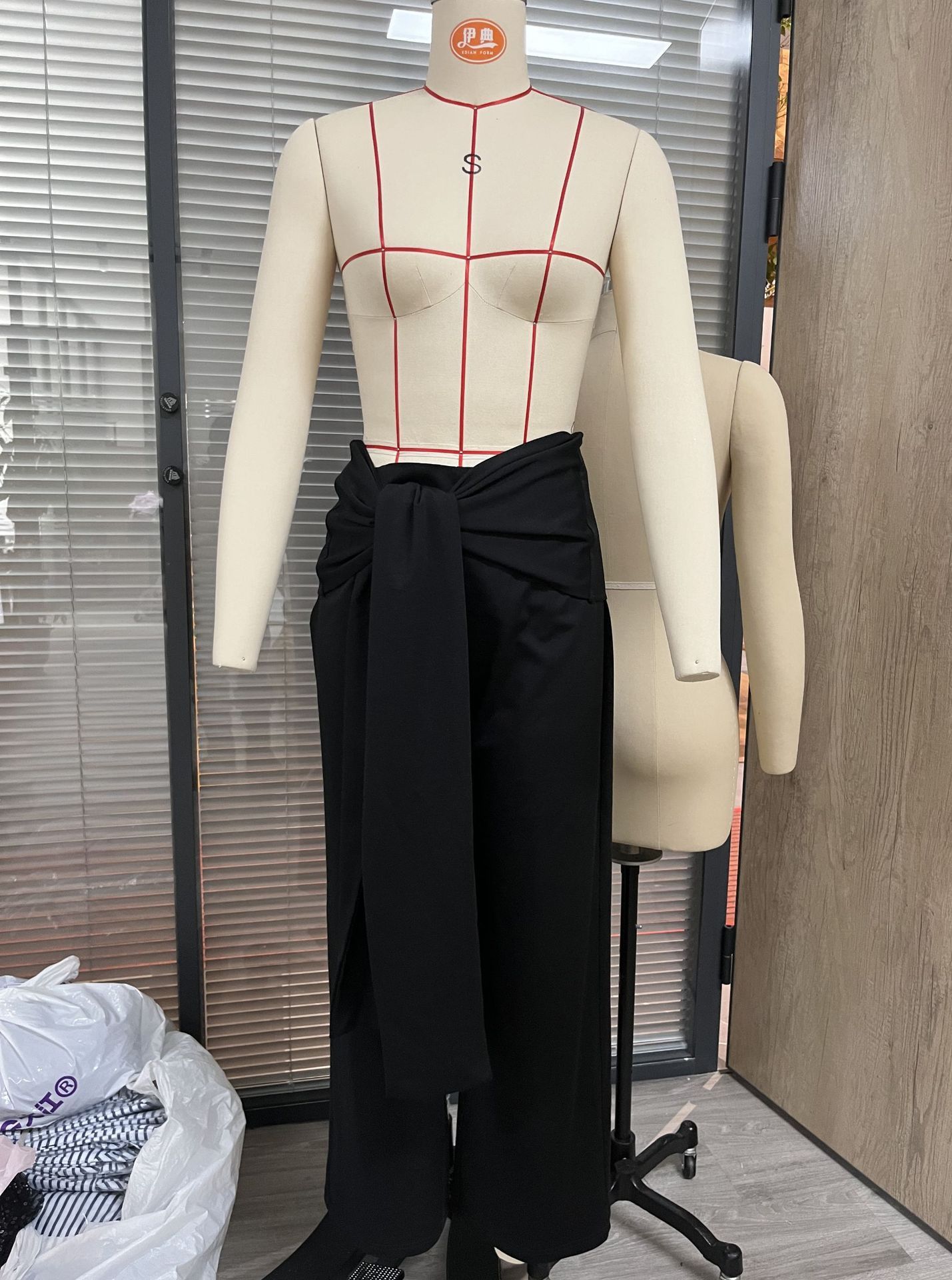 Loose Straight Casual Strap Wide-leg Suit Pants