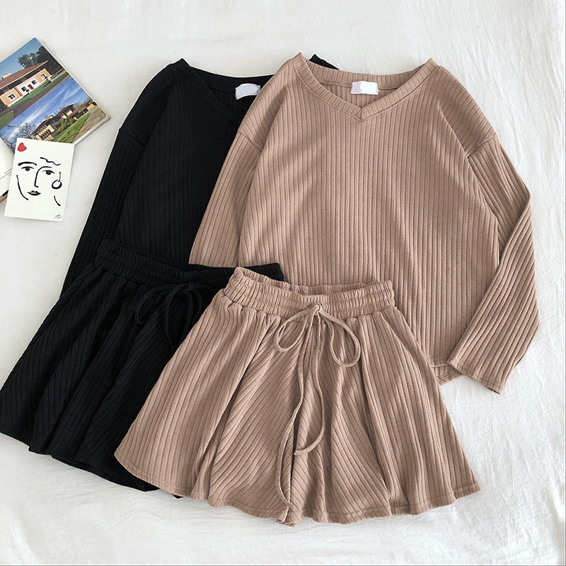Korean Student Loose V-neck Sweater Wide-leg Skirt