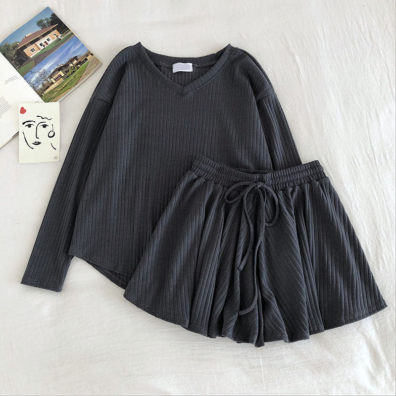 Korean Student Loose V-neck Sweater Wide-leg Skirt